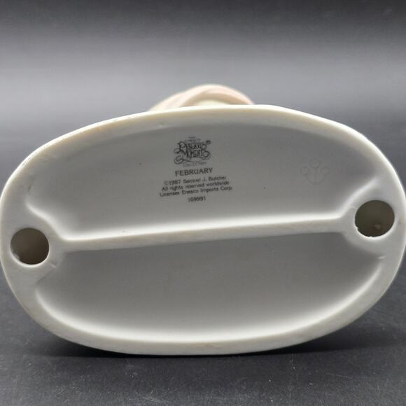 Precious Moments 1987 February Figurine Spring Snow - Picture 5 of 7